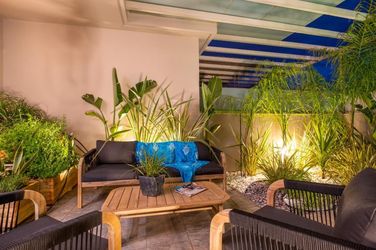 Delight Luxury Residences - Souda Luaran gambar