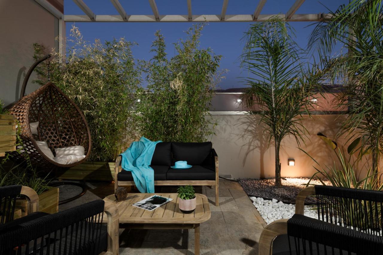 Delight Luxury Residences - Souda Luaran gambar